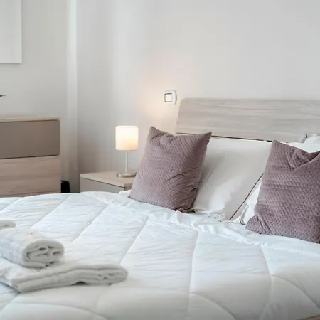 Apt24 - Mirabell *